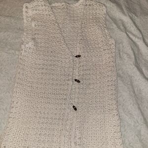 Handmade crochet vest new, inspired on some jennifer Aniston look